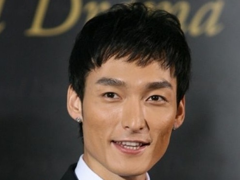 「チョナン・カンが51歳でパパに」韓国メディアも注目した草なぎ剛の第1子誕生