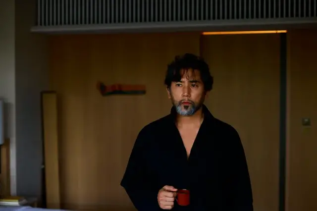 『awai 刹那と永遠のまにまに』（写真・中村一弘、文・本木雅弘/トゥーヴァージンズ）