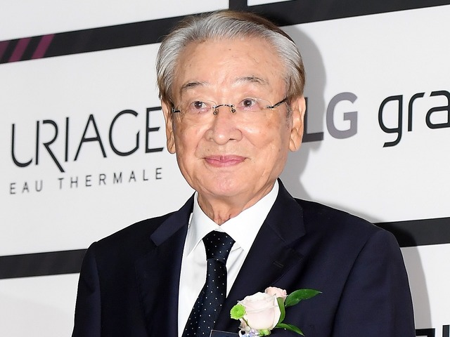視力と聴力を失いながらも「迷惑はかけられない」と撮影を強行…故イ・スンジェさんの演技への執念