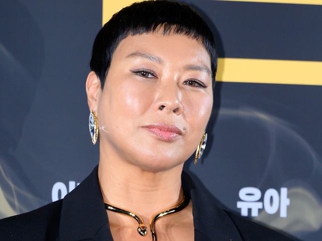 子どもに“犬用ハーネス”を使用!?韓国女優、ADHD息子の育児エピソードを告白「苦肉の策だった」