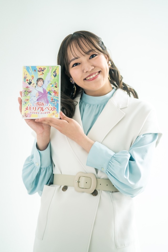 スタイリスト：山﨑厚見 ※﨑（たつさき）、ヘアメイク：安藤千浪、カメラマン：motoishiduka