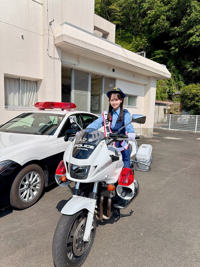 （写真は福田朱里の公式インスタグラムから）※所属事務所に掲載許諾をもらっています