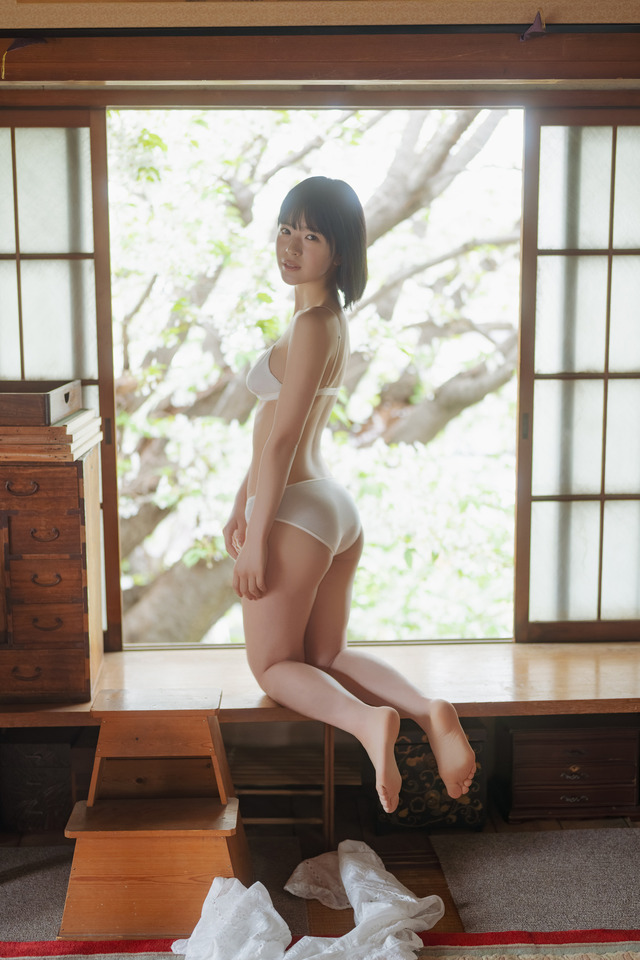 黒田かほ　「B.L.T.2026年7月号」（東京ニュース通信社刊） 撮影／HIROKAZU