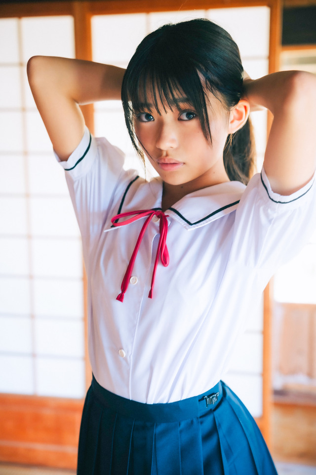 小森香乃 1stDVD「純白の17歳」（リバプール）