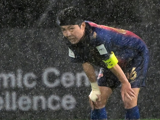 韓国の地で舞った“北朝鮮国旗”…ホームのはずが完全アウェイ、敗退した水原FCの悲劇【AWCL】