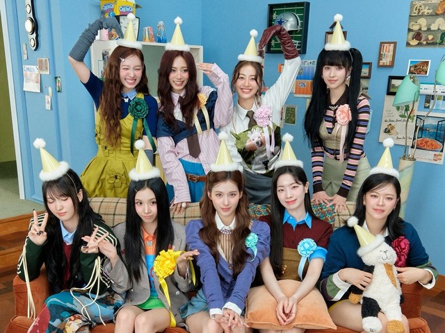 TWICE、米3大音楽授賞式『AMA』で「ベスト女性K-POPアーティスト」を受賞！