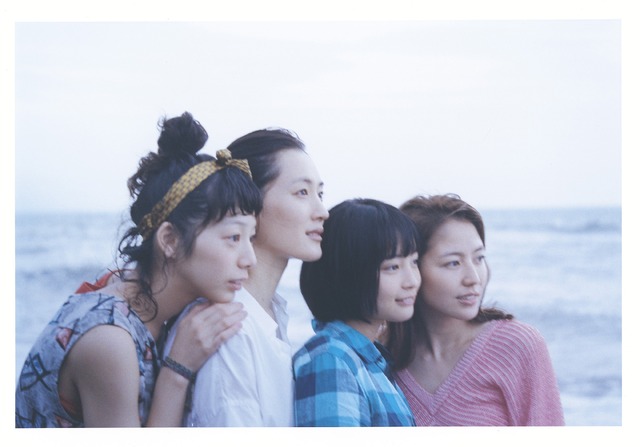 ©2015吉田秋生・小学館／フジテレビジョン　小学館　東宝　ギャガ