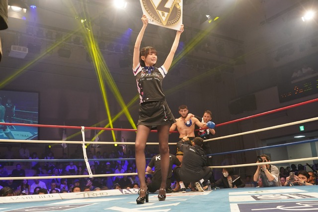 岡田紗佳【写真：竹内みちまろ】