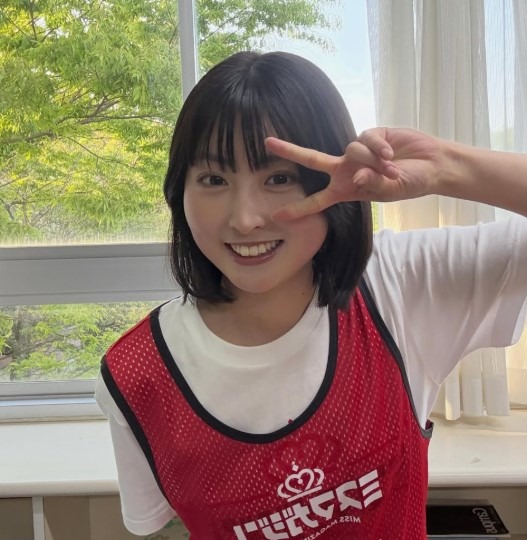 （写真は成瀬光の公式インスタグラムから）※所属事務所に掲載許諾をもらっています
