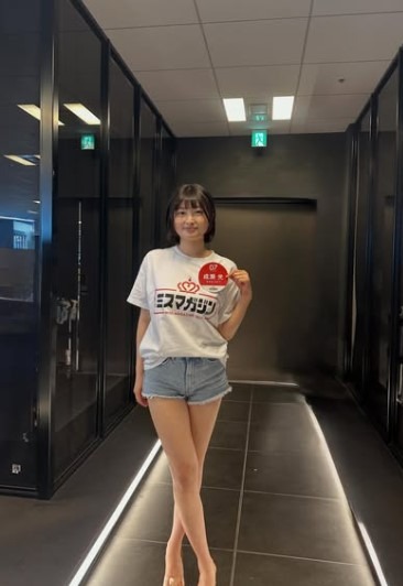 （写真は成瀬光の公式インスタグラムから）※所属事務所に掲載許諾をもらっています