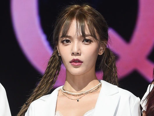 「薬では解決できなかった…」いじめ問題でグループ脱退の元K-POPアイドル、苦しい近況を告白【全文】