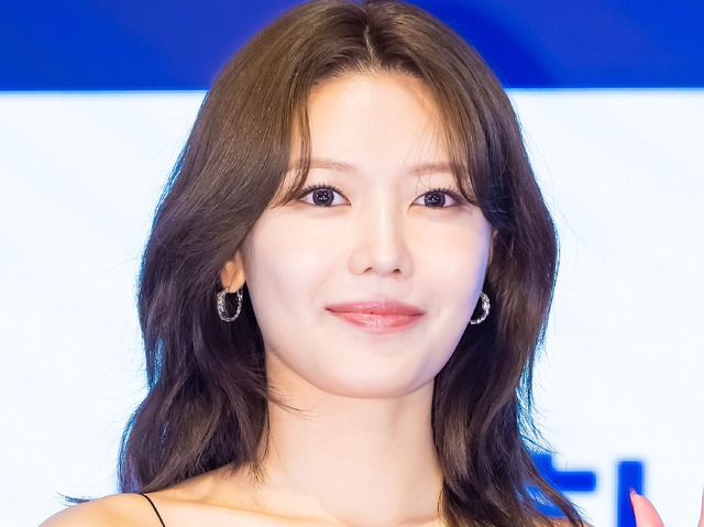 「正気なの？」14年交際の末に破局した少女時代・スヨン、熱愛公表時の“考え方の違い”が再注目