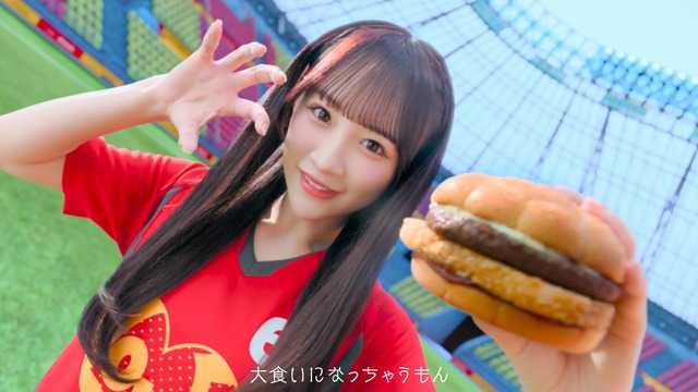 ＝LOVEがマクドナルドと初コラボ！人気曲『ラブソングに襲われる』をオマージュしたWebCMが公開！