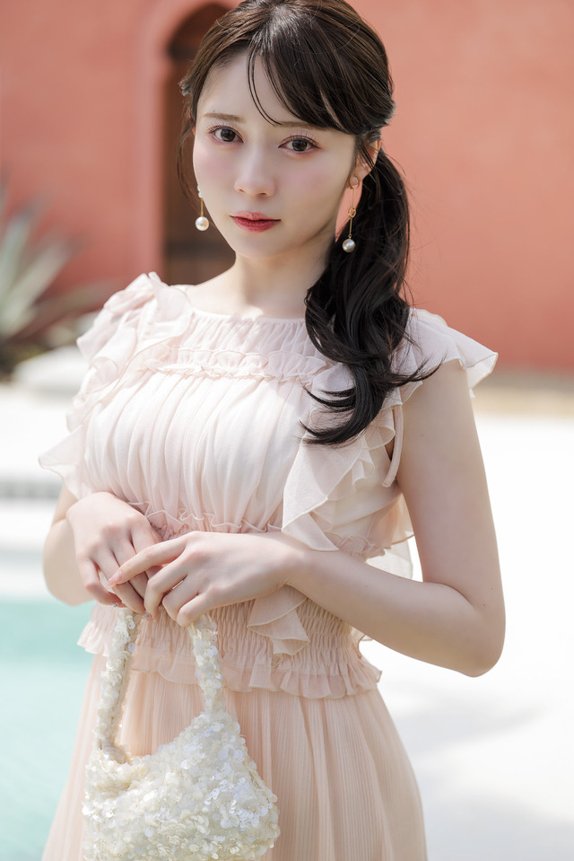 水瀬さらら×LILLIAN CARATのLOOKBOOK「Romantic Escape」が公開