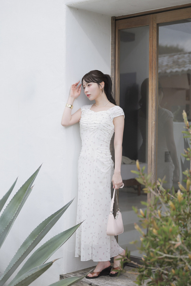 水瀬さらら×LILLIAN CARATのLOOKBOOK「Romantic Escape」が公開