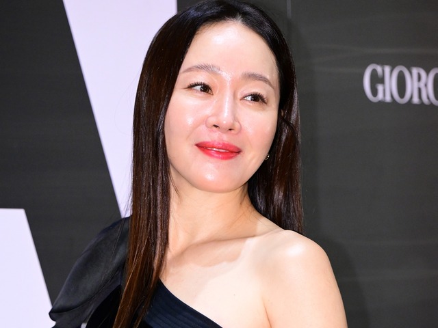 日本旅行中に大事故…足首が粉々に　韓国女優が語った悪夢「18本のボルトを入れた」