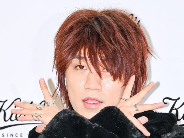“日本のホスト”真似でブレイク！「しゃべくり007」にも出演した韓国コメディアン、自身のなりすましに警告