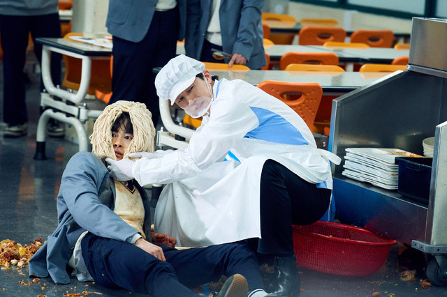 Netflixシリーズ『鉄槌教師』6月5日より独占配信中　Kim Ji-yeon/Netflix　© 2026 Netflix, Inc.