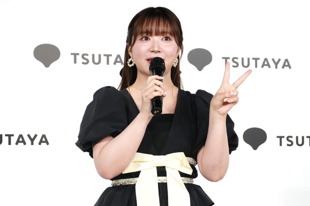 伊藤彩沙【撮影：小宮山あきの】