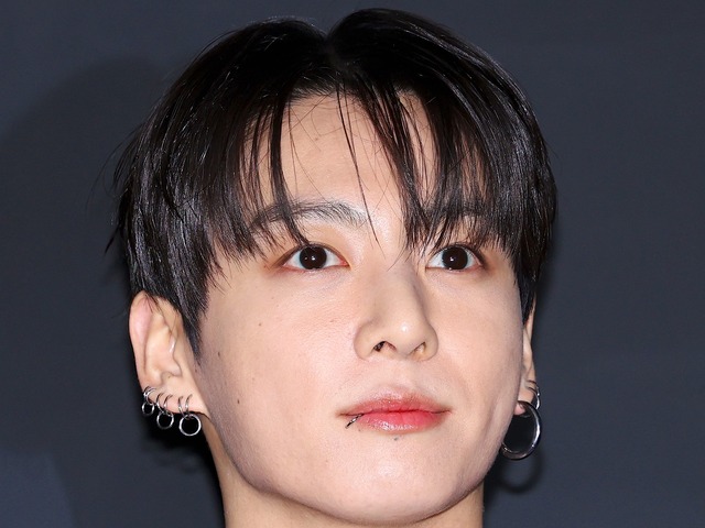 「『結婚して』と言うのはやめて」BTS・JUNG KOOK、ファンの執拗な“求婚”に疲弊？