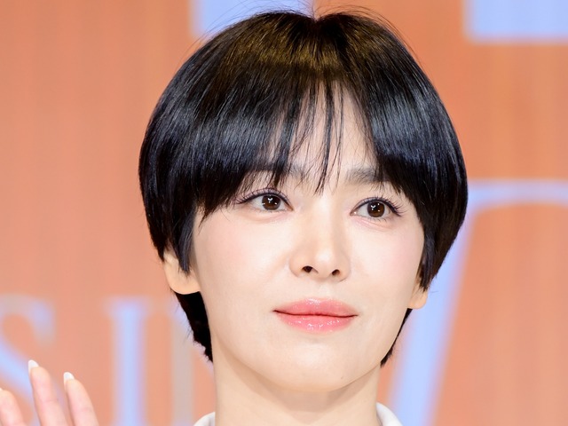 女優ソン・ヘギョ、14年所属した事務所から独立…「姉さん」と慕う代表にも感謝伝える