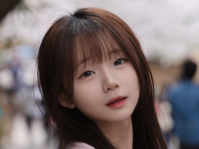 韓国女性ユーチューバーが誕生日に個人配信引退、過去にはスイーツ店開業準備で「モラル不足」騒動