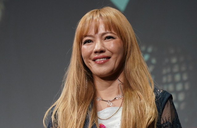 LINA【写真：竹内みちまろ】