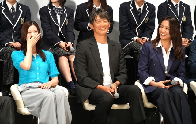 生見愛瑠、反町隆史、高橋メアリージュン【撮影：小宮山あきの】