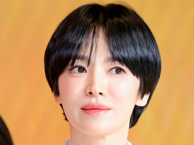 長年のスタイリストの夫と手を組むか？女優ソン・ヘギョ、新生事務所との契約説浮上
