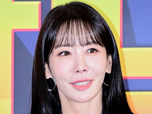「ここの1階でキスしたでしょ」韓国女優、22年ぶりに再会した先輩俳優に驚きの発言!?