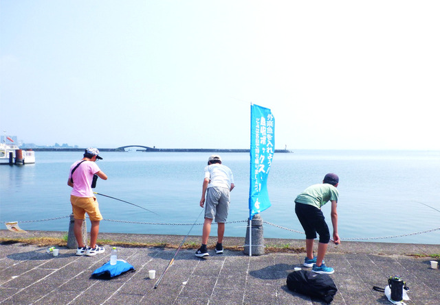 港での釣り