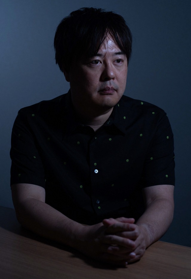 徳尾浩司　写真・戸田広