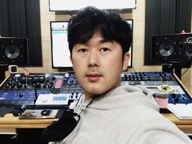 49歳の若さで急逝…韓国歌手、訃報が遅れて判明　恋人が追悼「幸せでありますように」