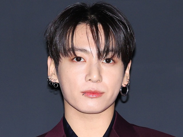 BTS・JUNG KOOK、ソロ曲で新たな記録更新！『Standing Next to You』がSpotify“15億回”再生突破