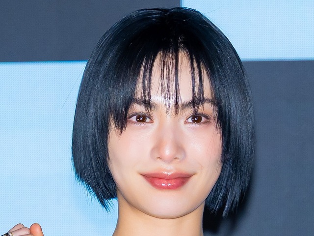 ペ・ヨンジュン主演映画のリメイクにも出演、ナナが現事務所と再契約　強盗犯の逆告訴事件も話題
