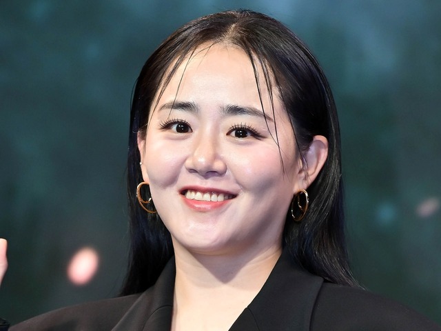 “国民の妹”ムン・グニョン、7歳年上のミュージカル俳優と結婚！直筆手紙で報告【全文】