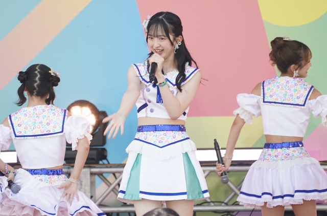 NMB48【写真：竹内みちまろ】