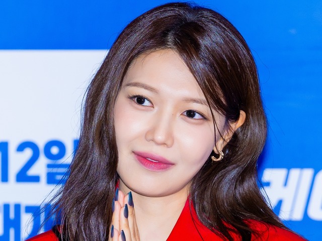 「頭に血が巡らない感覚」少女時代・スヨン、“食べ過ぎ”で救急外来へ　驚きの大食いエピソード