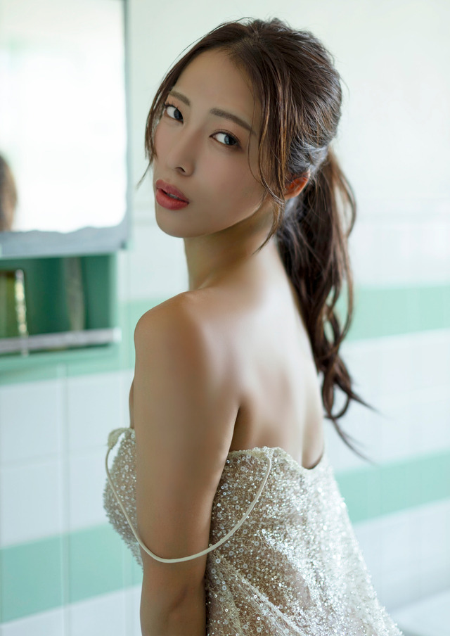 【デジタル限定】宇佐美なお写真集『U～BEST SELECTION』 撮影：西條彰仁