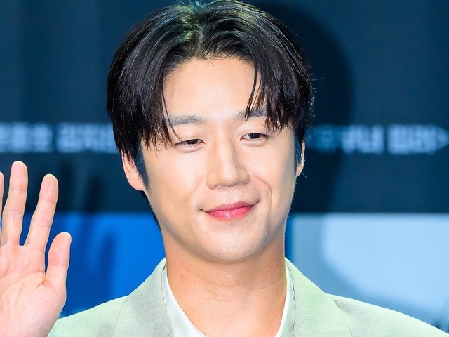 “容姿批判”にまで飛び火…バラエティ番組での態度が炎上した韓国俳優、悪質コメント相次ぐ