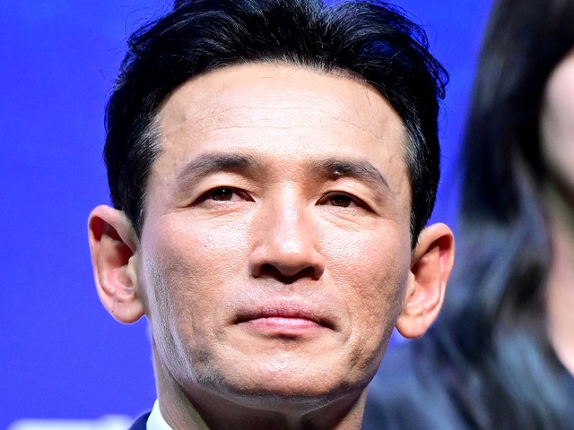 「抱きたいと言われたのに…寛大な方が多い」韓国名優との“不倫”を告白したファン、擁護派に怒り