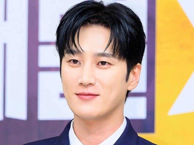 『梨泰院クラス』アン・ボヒョン、女性歌手に7年越しの“ファン心”を告白「仲良くなろう、僕たち」
