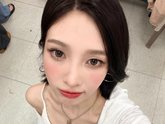 「韓国の基準は恐ろしい」ガリガリすぎるRed Velvetジョイ、“骨見え”ボディに心配の声