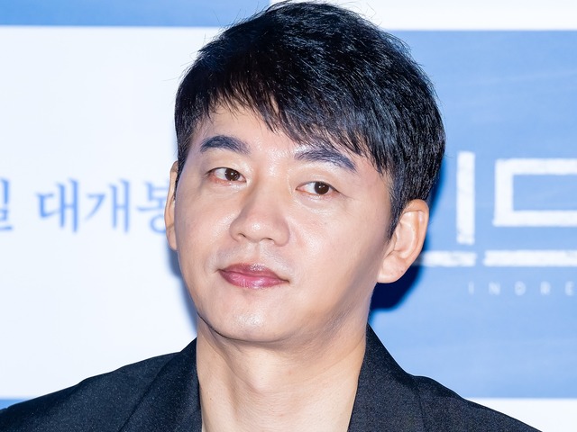 顔をフォークで引っ掻くような激痛に“失明の恐怖”も…韓国俳優、深刻な帯状疱疹の症状を告白