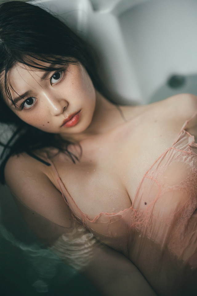 冴木柚葉1st写真集（撮影／東 京祐 Ⓒ光文社）
