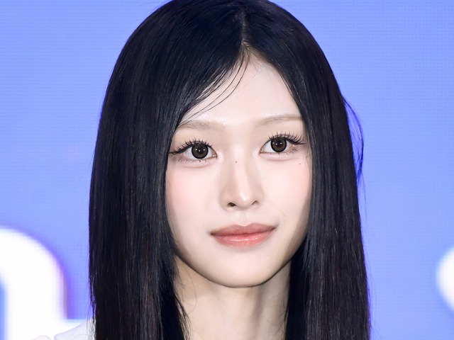 “ギャルキャラ”でバズった日本人K-POPアイドル、実は才女？語学力に注目「幼少期は日本語より英語」