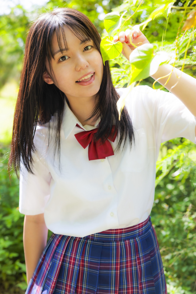 制コレ・準グランプリの20歳！松島かのんのイメージDVDが4K高画質で配信開始！