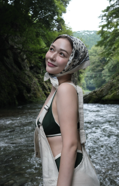 村重杏奈（写真は公式インスタグラムから）※所属事務所に許諾を得ています