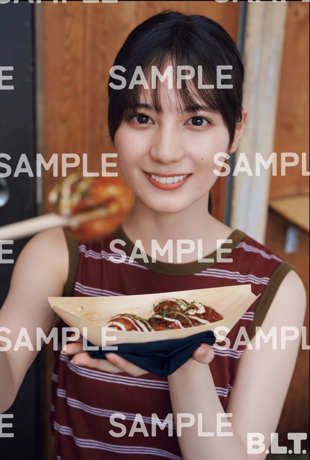 小坂菜緒　B.L.T.10月号（東京ニュース通信社）
