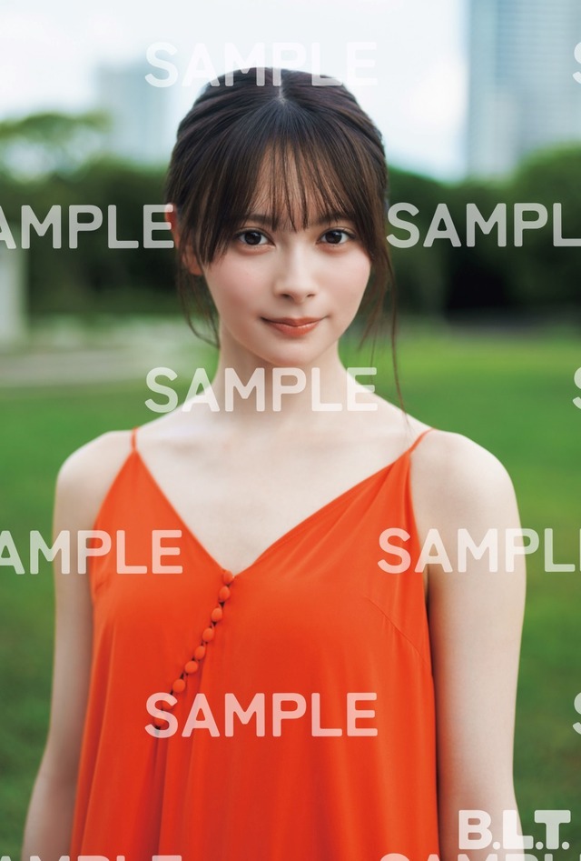 AKB48・伊藤百花「B.L.T.10月号」（東京ニュース通信社）